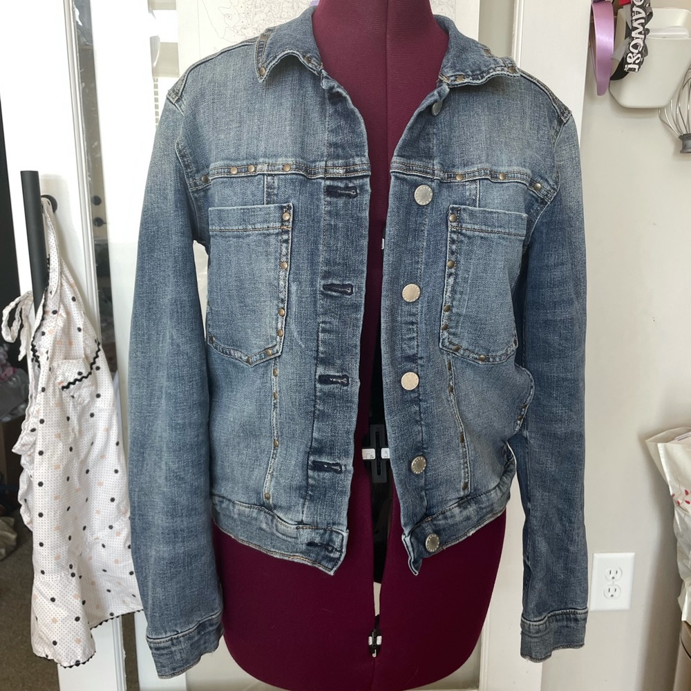 Rock & Republic Boxy Jean Jacket